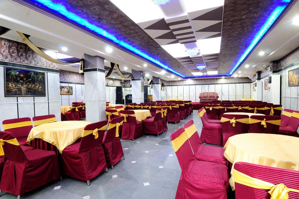 Hotel Maharaja Residency Джаландхар Экстерьер фото