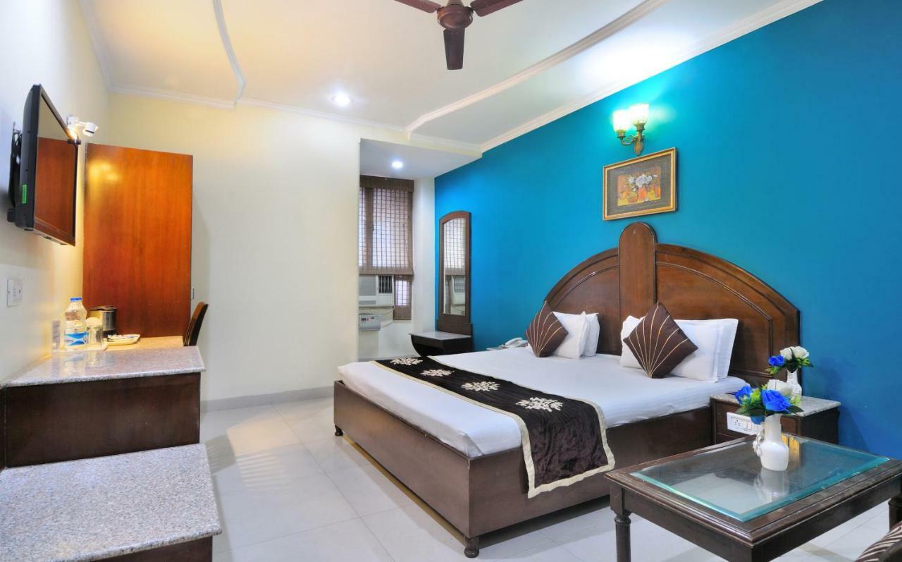 Hotel Maharaja Residency Джаландхар Экстерьер фото
