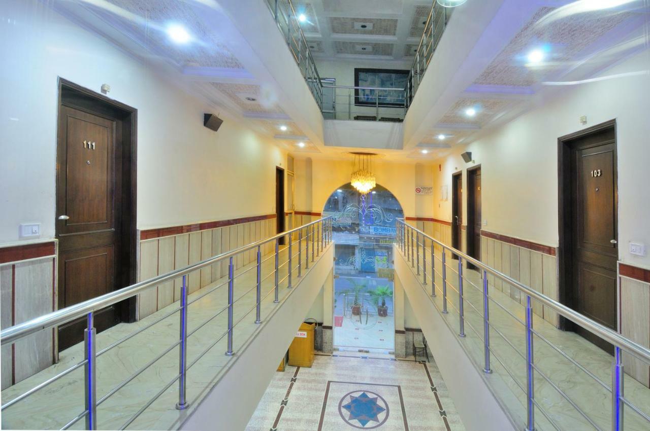 Hotel Maharaja Residency Джаландхар Экстерьер фото